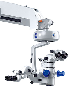 手術用顕微鏡　Lumera T（Carl Zeiss）
